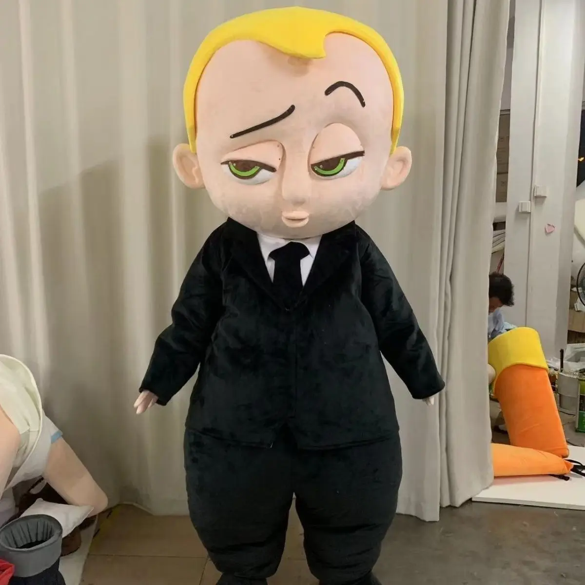 

Baby Boss Big Head Cartoon Mascot Costume Walking Suit for Adults - Cosplay Party Carnival Halloween Xmas Easter