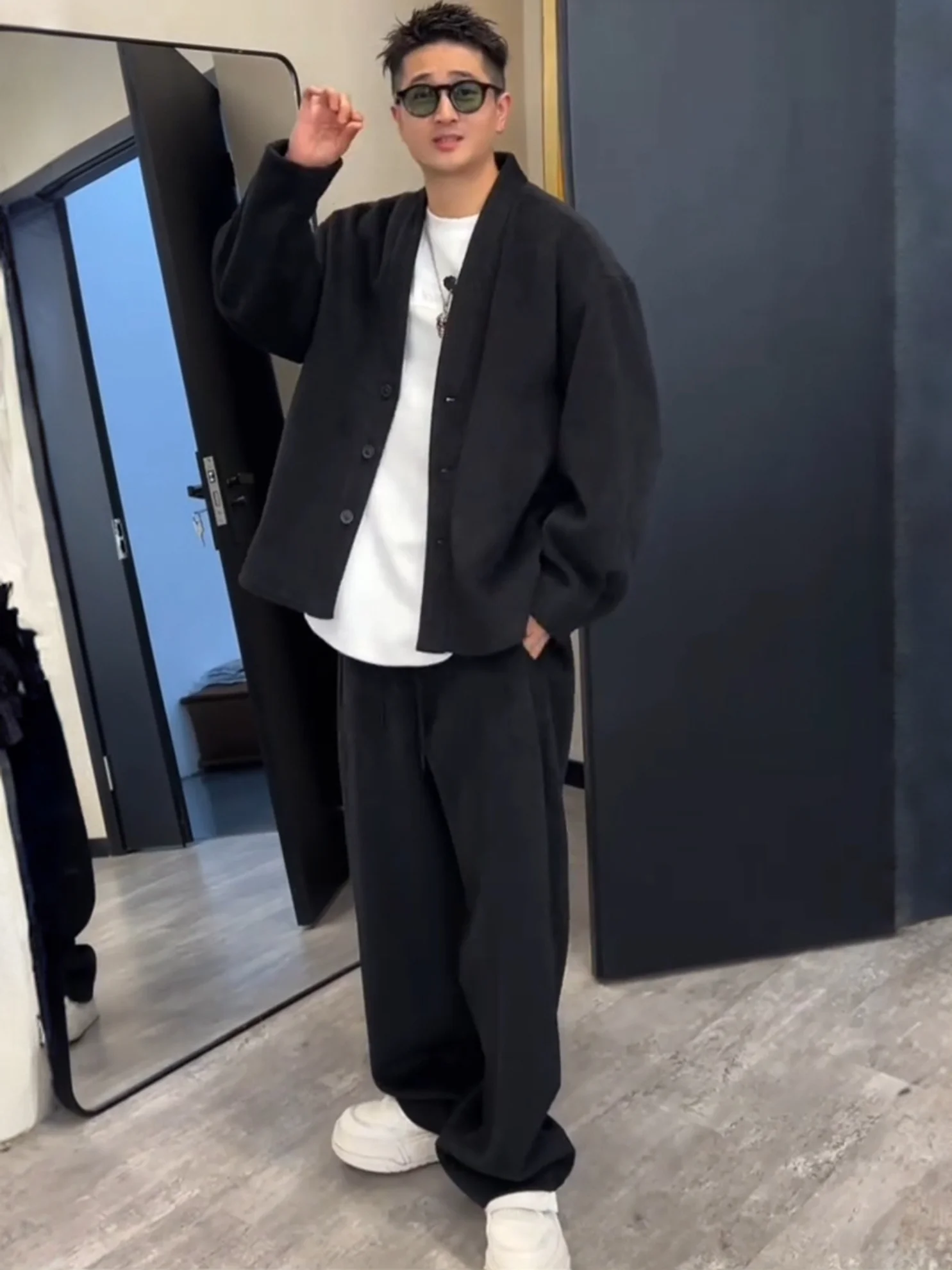 Autumn Winter Men's Casual Thickened Woolen Sweater Pants Set Loose Fit Fashionable Two-Piece Suit Long Sleeve Youthwear view 5
