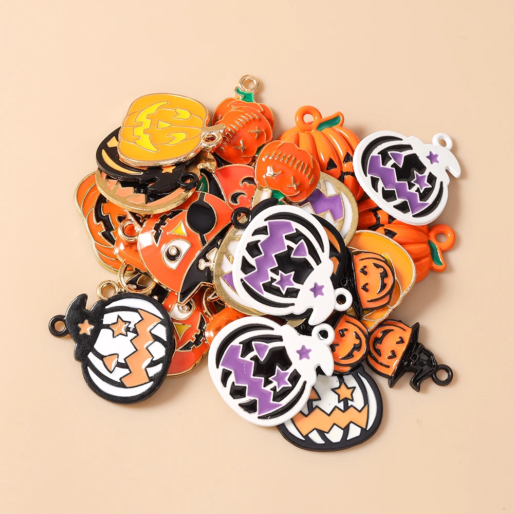 Leslie 10 Stück gruselige Halloween-Kürbis-Anhänger für DIY handgefertigte Halloween-Halsketten, Armbänder, Schmuckherstellung, Zubehör – Detail 2
