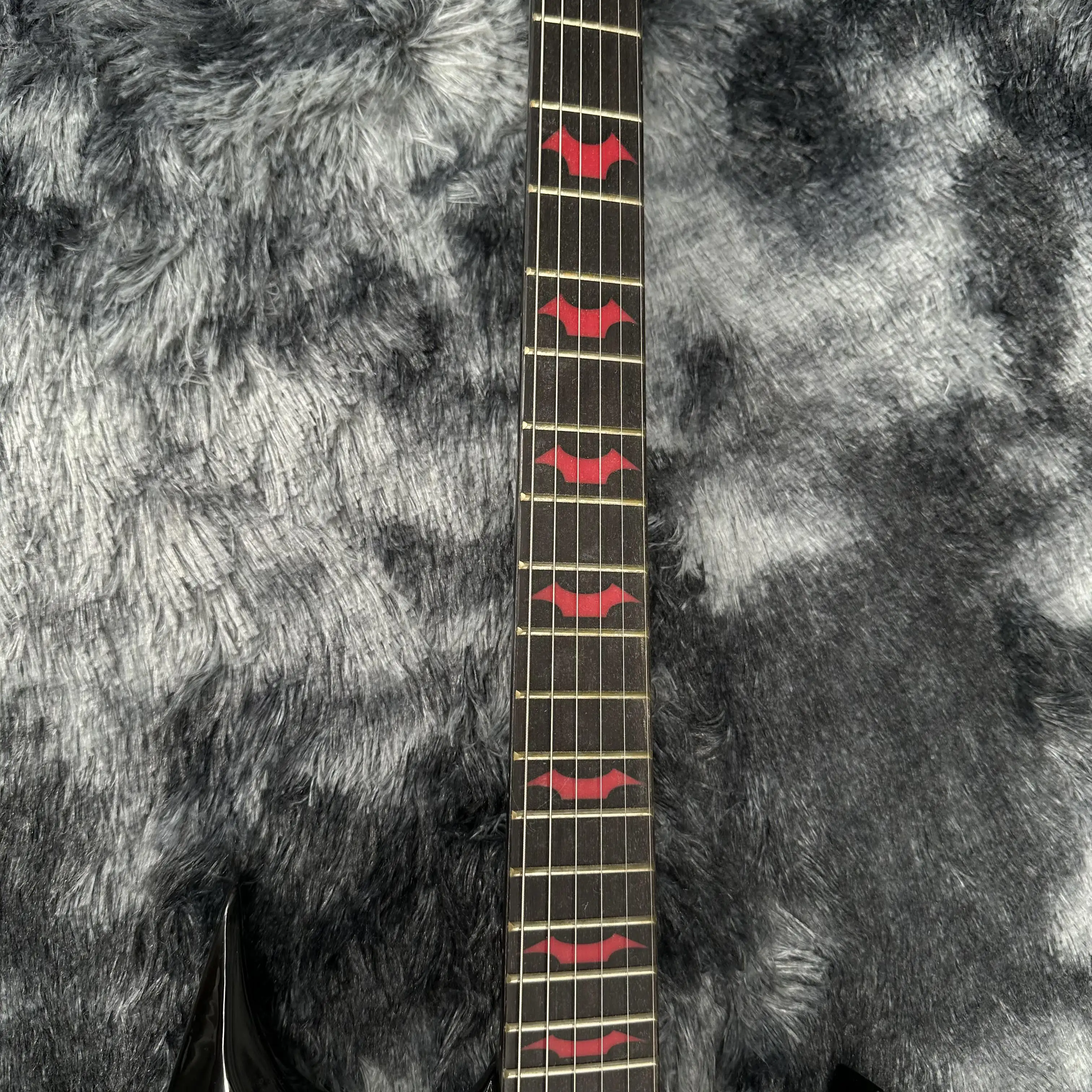 Classic Alien Black Electric Guitar - Sabre Design, Rosewood Fingerboard, Red Bat-Shaped Fretboard Inlays, Dual Pickups, Dual Tremolo System. Heavy Metal, Rock. Fast Shipping, Free Shipping. view 4