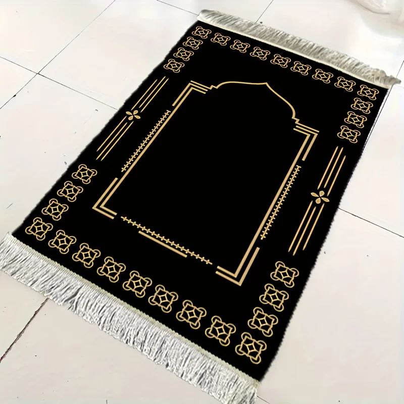 VIKAMAElegant black and gold Islamic prayer mats are used for decoration in the Qibla ceremony hall. Elegant Muslim prayer mats