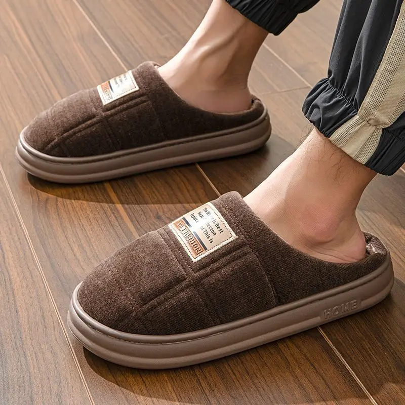 

Теплые зимние тапочки на флисовой подкладке, нескользящие домашние тапочки на толстой подошве, плюшевые новые стильные мужские теплая зимняя обувь