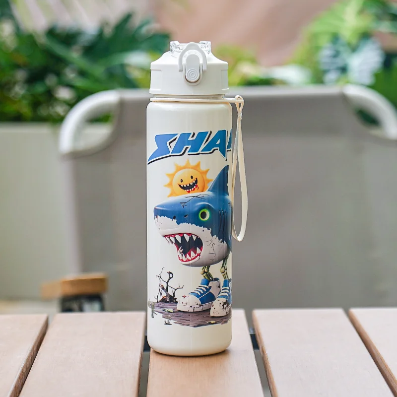 Tazza di paglia italiana Tung Tung Tung Sahur Cartoon Sport Fitness Bottiglia d'acqua 750ml Tazza d'acqua di grande capacità da viaggio all'aperto