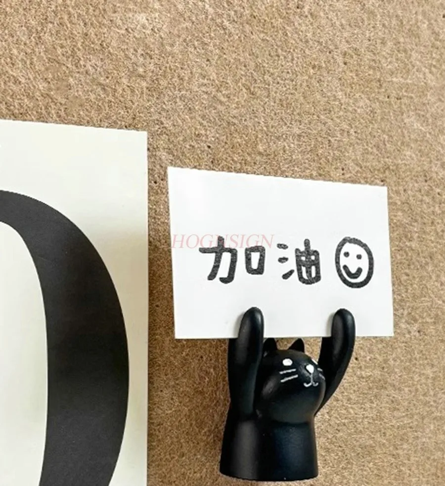 Raise a sign, black cat, push pin, cute decoration, photo, wall, felt board, soft wood board, press nail