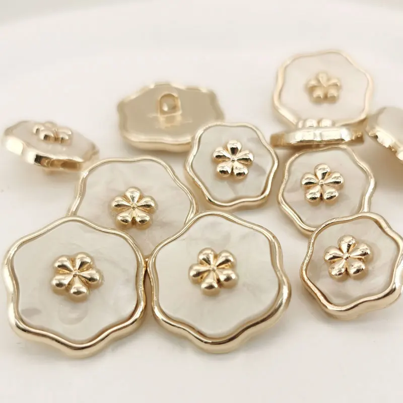 6 Stück kreative, blumenförmige Knöpfe, 18/23 mm, wunderschöne Pflaumenblüten-Metallknöpfe mit Stiel, Nähzubehör für Kleidung, DIY-Bastelarbeiten. – Detail 1