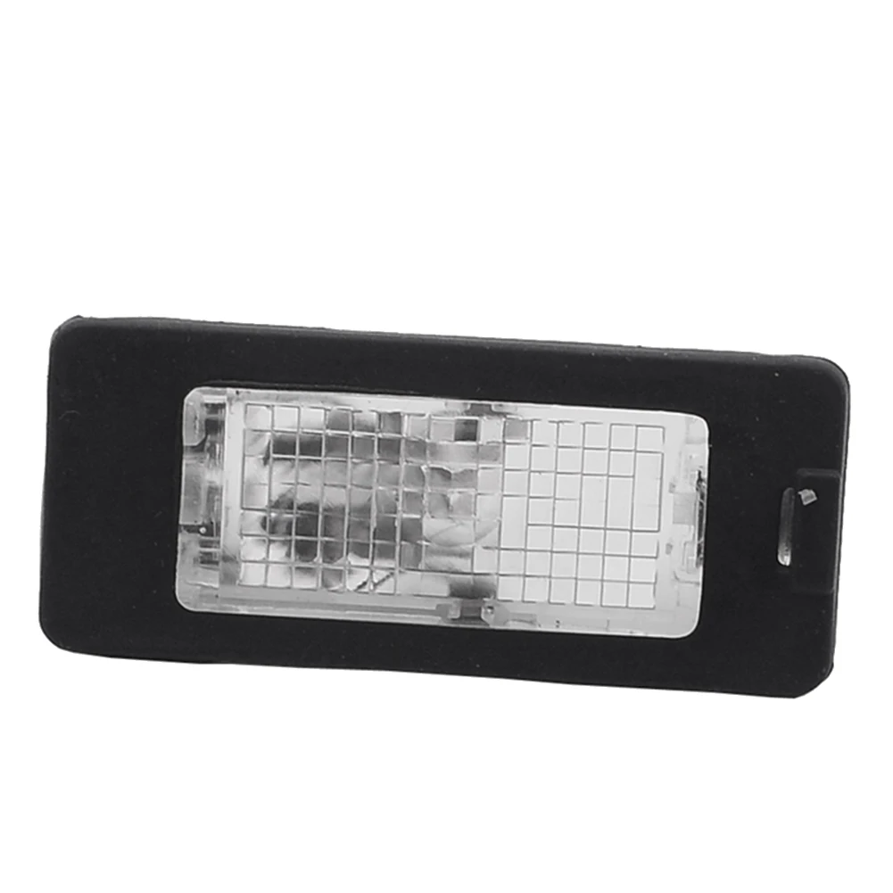 Iluminación halógena para matrícula, accesorio para Passat B6 B7 Jetta MK6 Tiguan Touran Sharan Golf PLUS Seat Alhambra 5N0943021