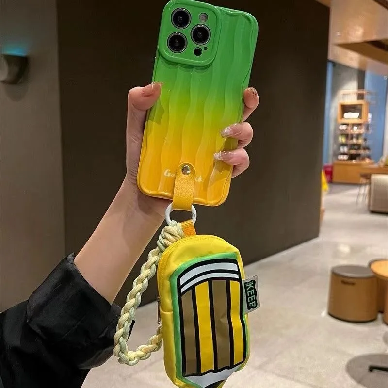 

Compact Crossbody Phone Bag for Outdoor Activities Pencil-Shaped Design Travel-Friendly Case Compatible with iPhone 16/15/14/13