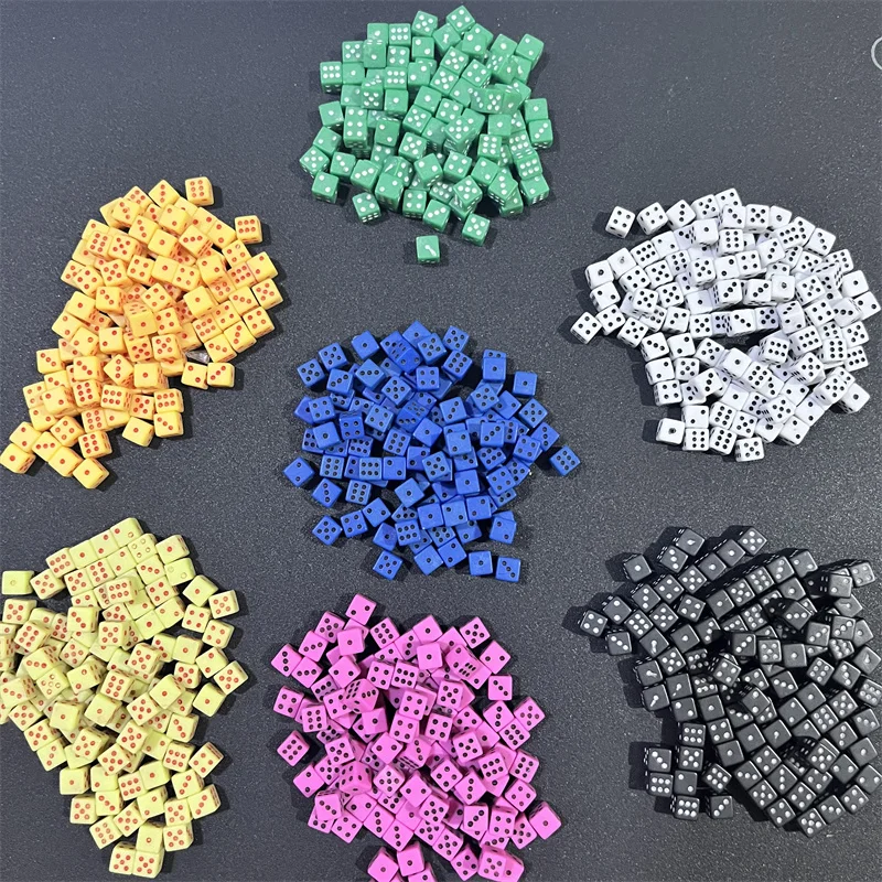 100Pcs 5mm 5*5*5mm Mini D6 Acrylic Gaming Right Angle Point Dice Standard Six Sided Cube For Board Game accessories