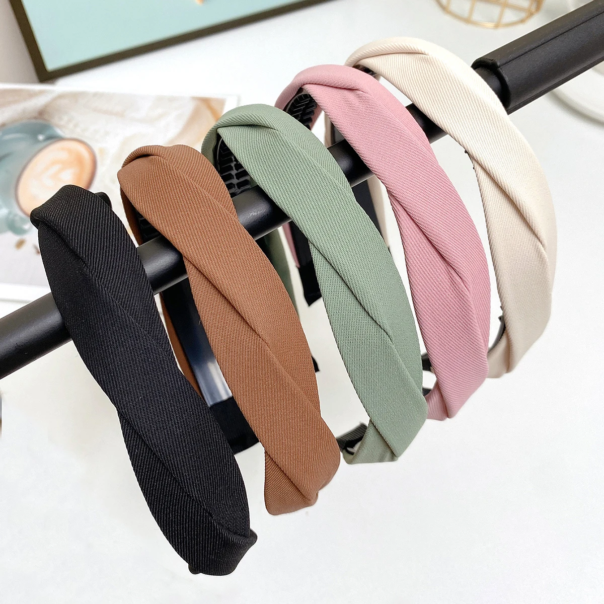French Vintage Braided Hairband Women's New Popular Tassel Hair Accessory Stylish Knot Headband Anti-Slip Hairband