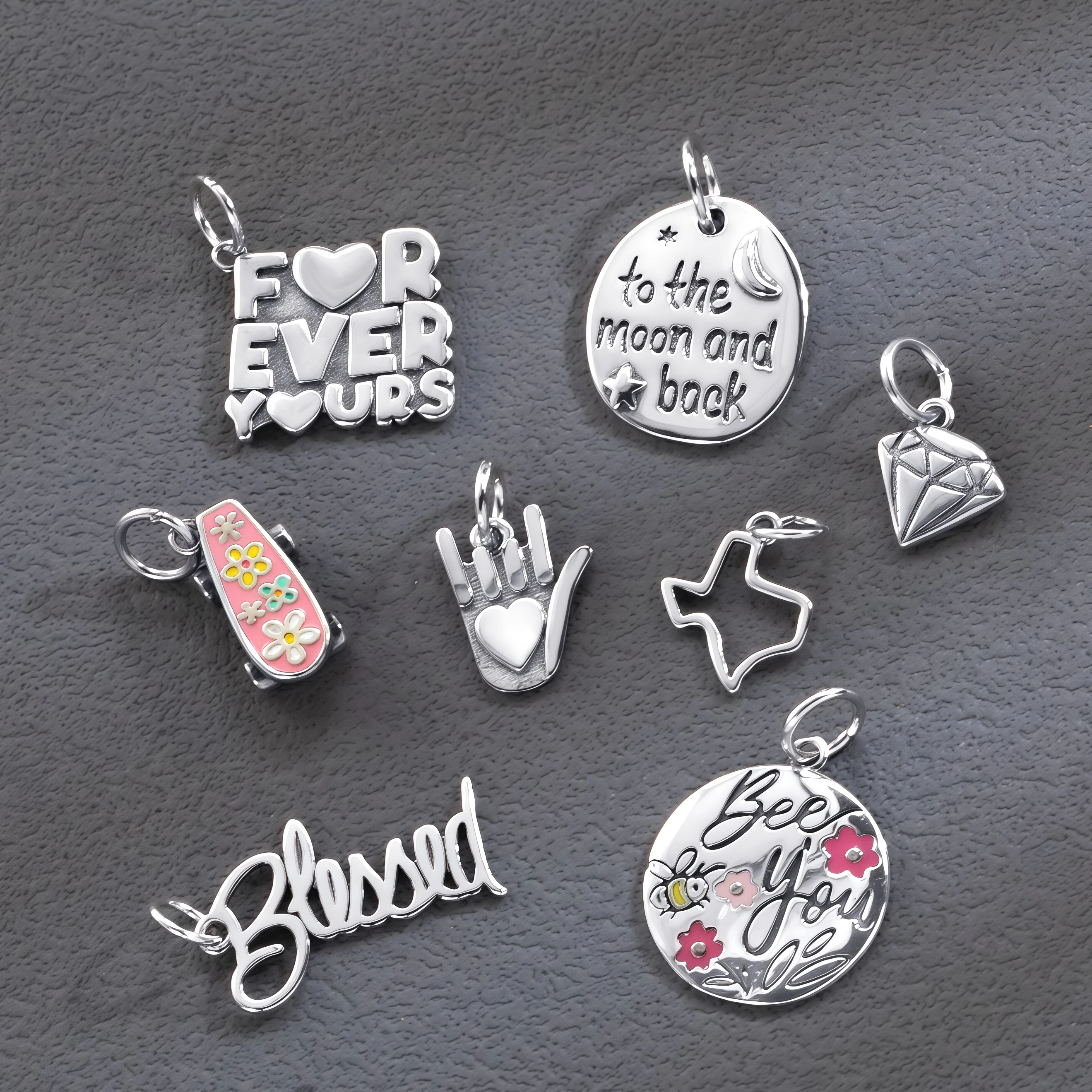 

Скейтборд с эмалью James Avery's дотошного производства S925, техасская и другая серия модных и очаровательных подвесок своими руками.