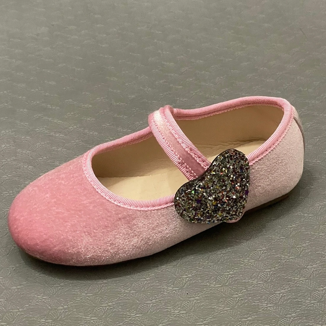 Heart Decoration Princess Shoes Fashion Dressing Shallow Mouth Travel Camping Performance Girls' Shoes