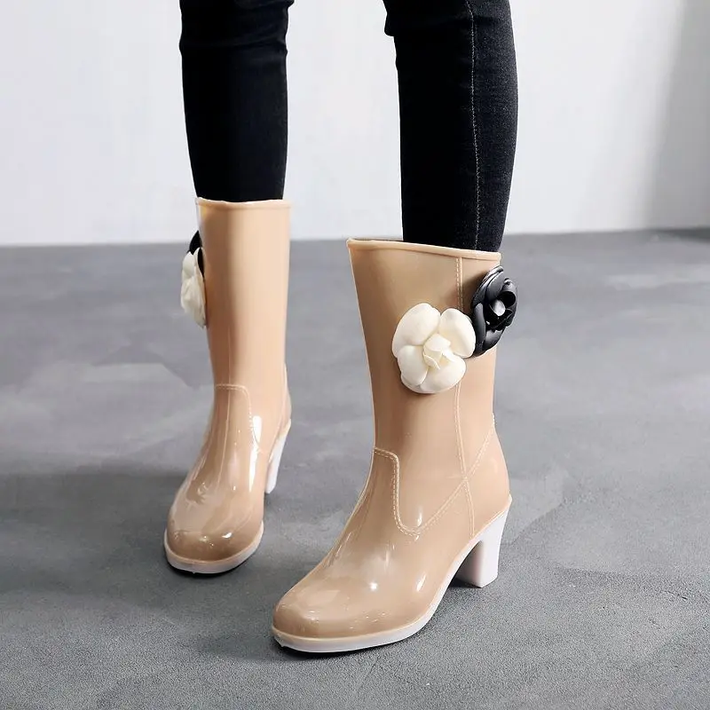 New Women\'s Rain Boots Camellia Decoration 2024 Fashion Outdoor White Long Tube Waterproof Non-slip Rain Boot Cover Saliva Shoes