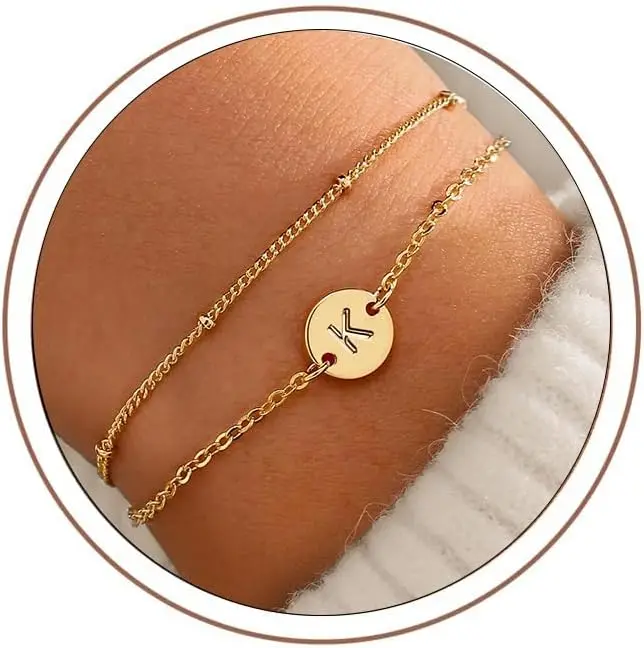 Regalos para el Día de la Madre, Pulseras con Iniciales de Oro para Mamá e Hija, Delicadas Pulseras con Monograma en Disco Chapado en Oro de 18K