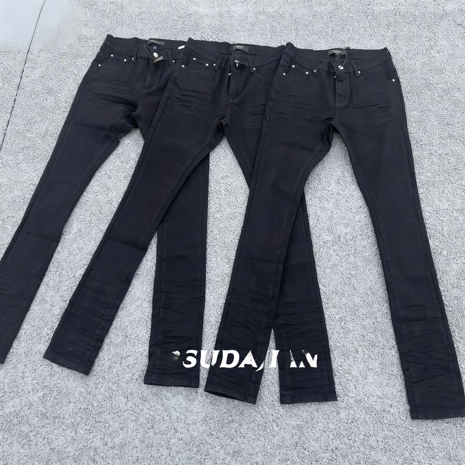 

Wang bo Men's Basic Pleated Slim Fit Bla Waed Denim Jeans Elastic Comfortable mid Waist Pred Fold Design Spring Summ...