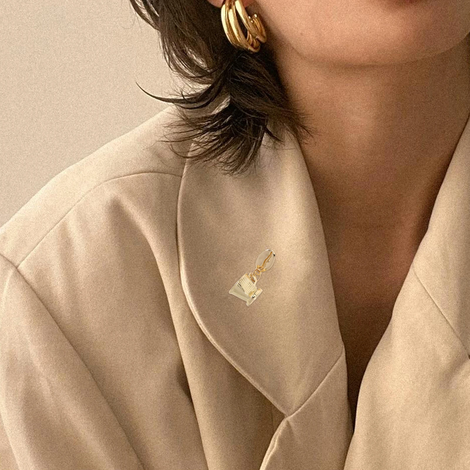 

3D Cup Brooch Alloy Bean Badge Lapel Pin For Shirt Hat Apron Accessories Elegant Coffee Theme Enamel Pin Lightweight Costume