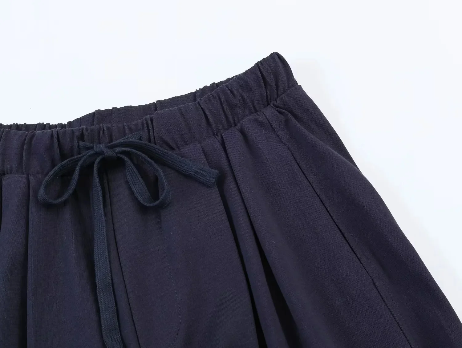 KONDALA Damen Freizeit-Hosen-Set Patchwork T-Shirt Elastische Taille Taschen-Hose Neue Mode 2026 Frühling Sommer Sportliches Urlaubs-Set – Detail 30