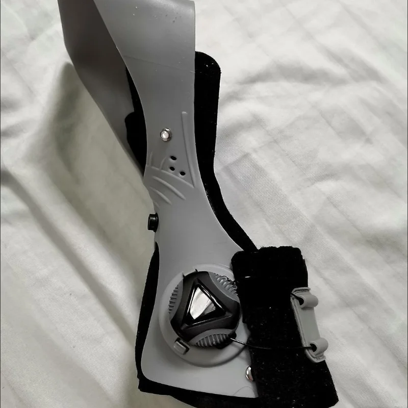 Non-Slip Sole Soft Ankle Foot Orthosis, Left Right Universal, Foot Drop Corrector for Hemiplegia Patients