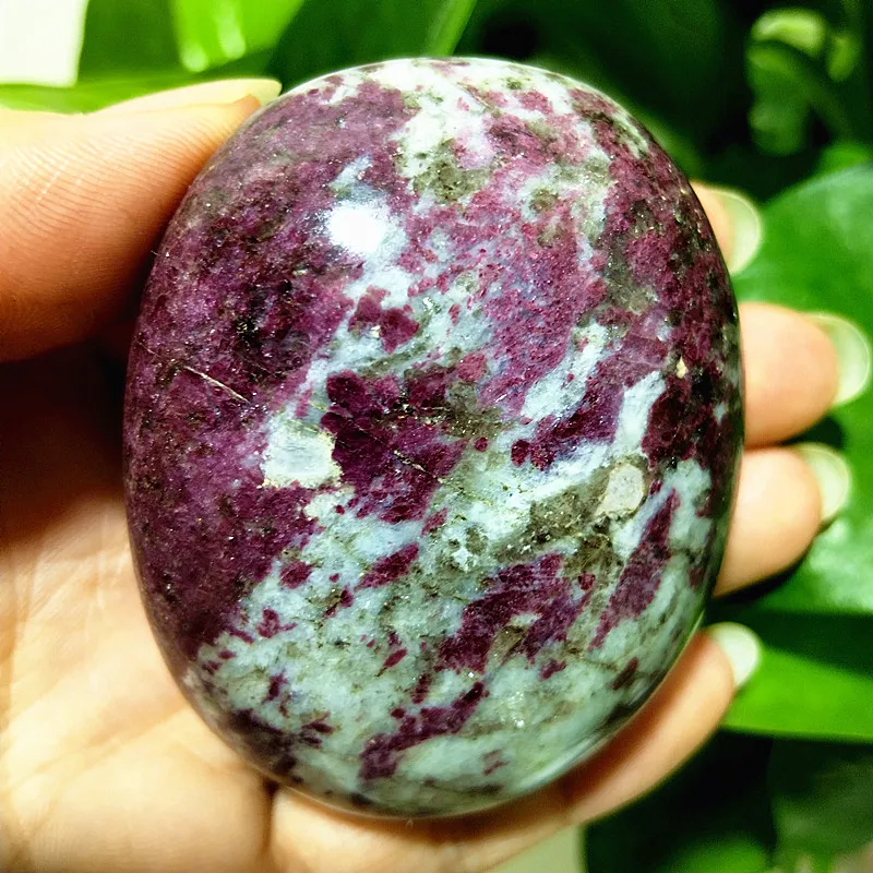 Natural Stone Pink Rose Tourmaline Crystal Palm Witch Meditation Spirit Exorcism Feng Shui Crystals Room Decorate
