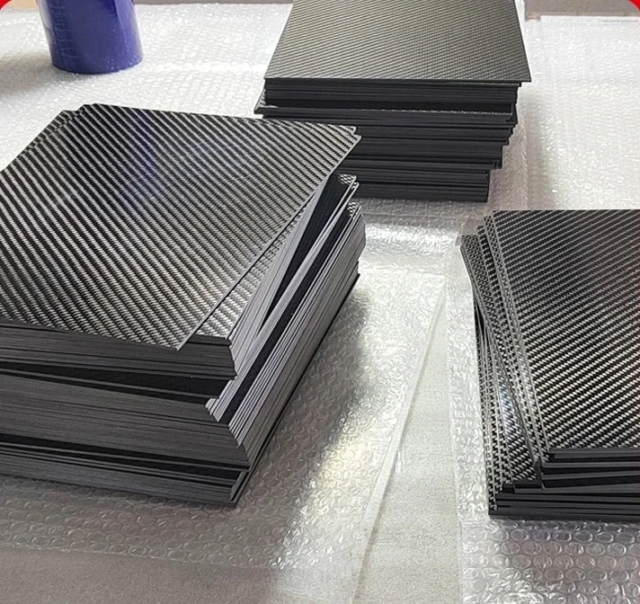 200mm X 300mm 0.5mm 1mm 1.5mm 2mm 3mm 4mm 5mm Carbon Plate Panel Sheets High Composite Hardness Material Carbon Fiber Board