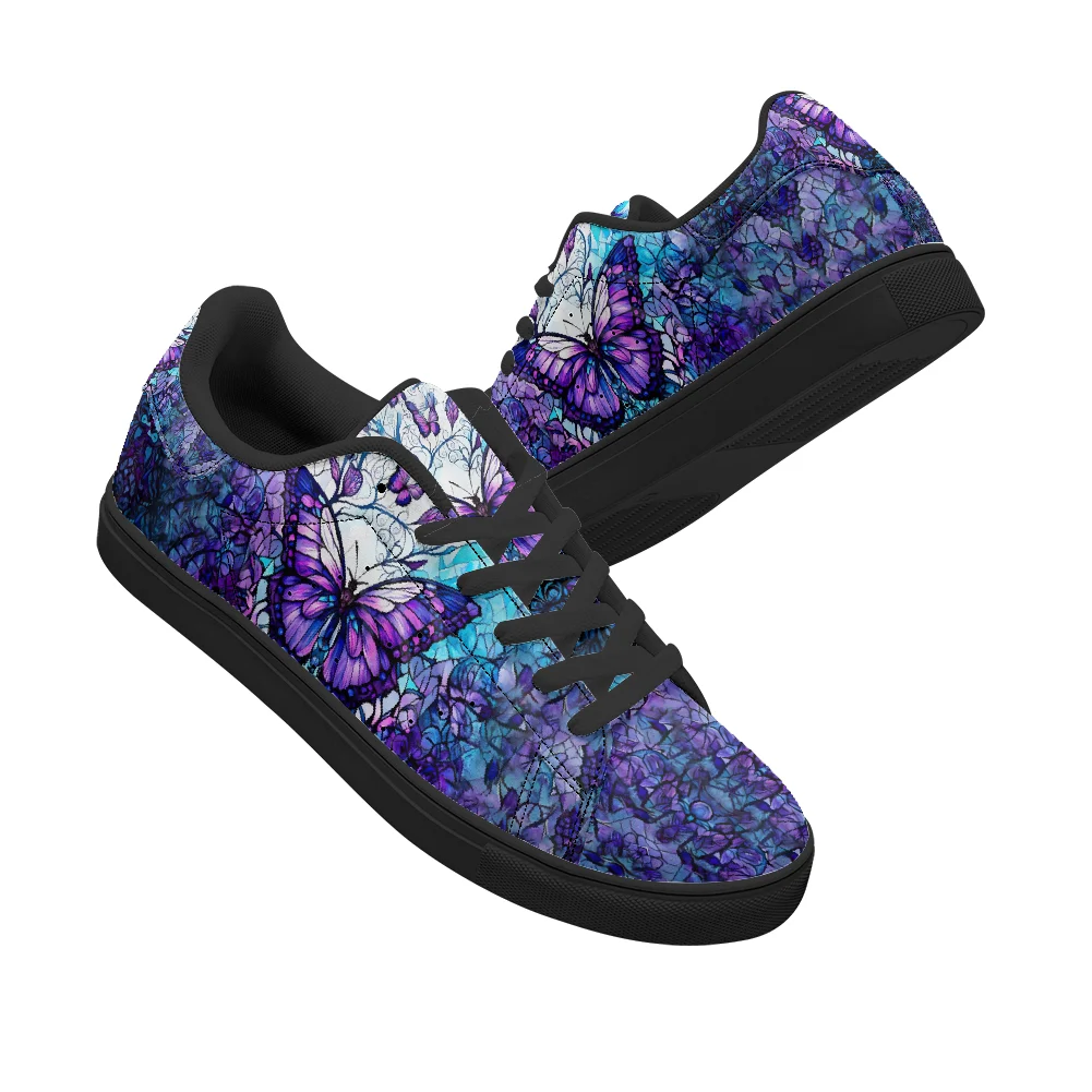 أحذية كلاسيكية بنمط الفراشة الأرجوانية بخلفية سوداء كاجوال أحذية عصرية أحذية رياضية في الحرم الجامعي