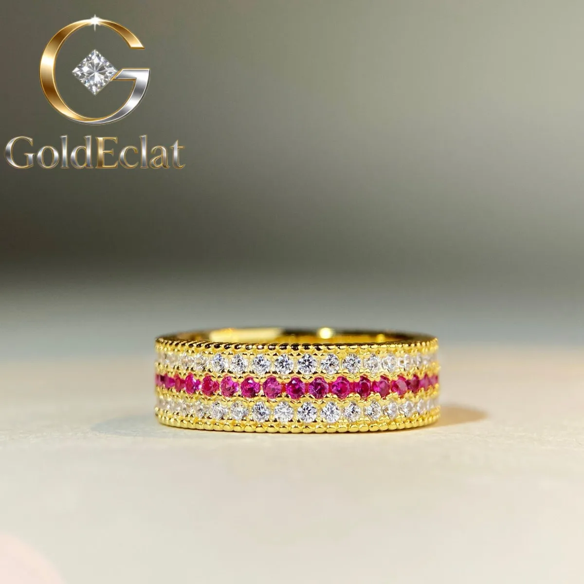 

GoldEclat Luxury white gold solid 18K gold Women's Ring Flashing Rose Red Luxury Diamond Ring
