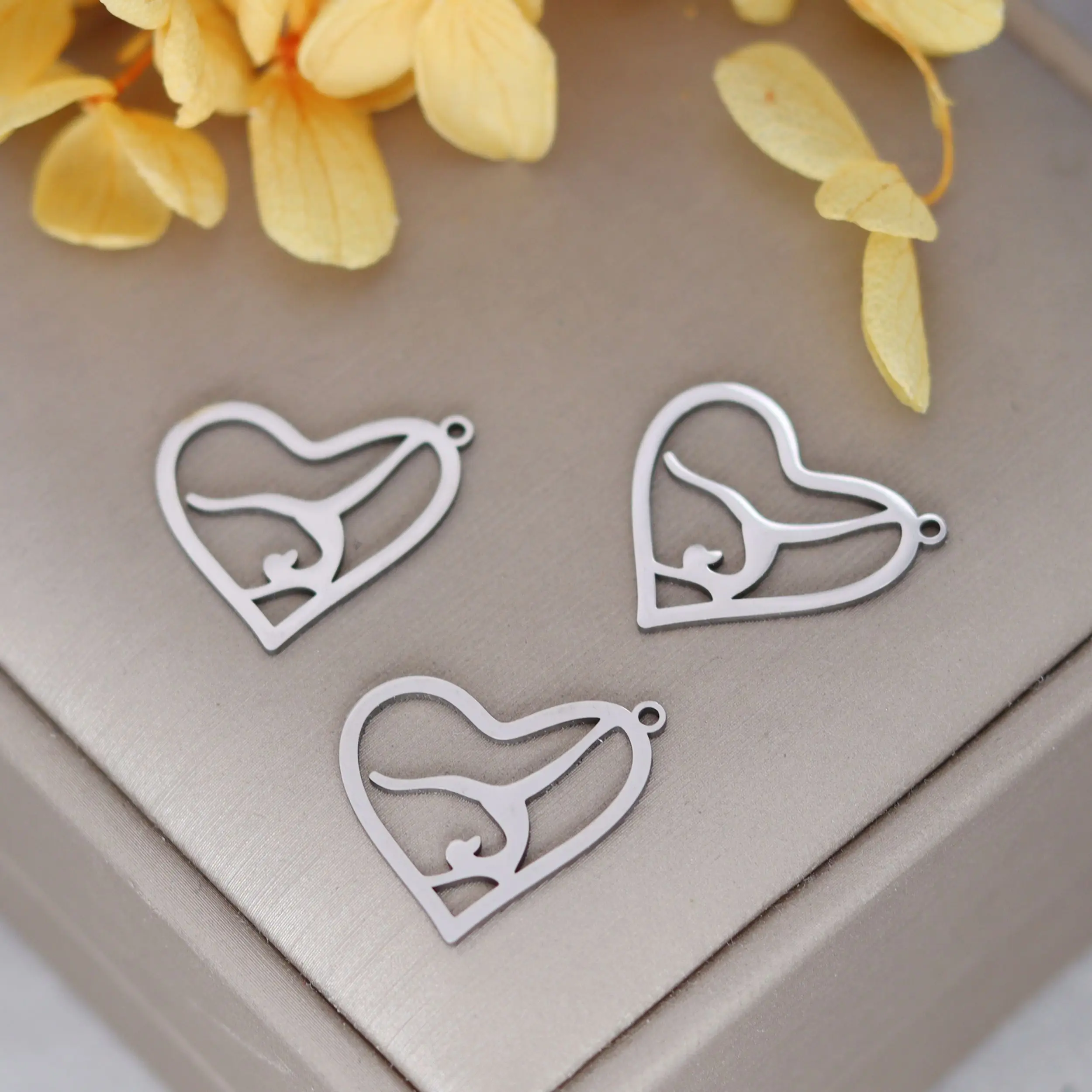 

3pcs Love Heart Gymnastics DIY Tassel Earrings Necklace Stainless Steel Charms for Jewelry Making Sports Flip Gymnast Pendant