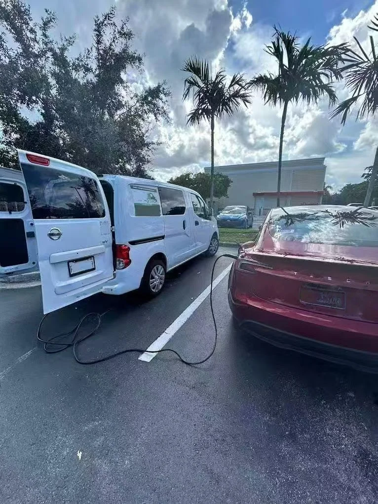Estación de Carga Móvil de Rescate con Energía Solar YG 140kWh 200kWh 416kWh 1000kW para Rescate en Carretera, Robot de Alto Rendimiento