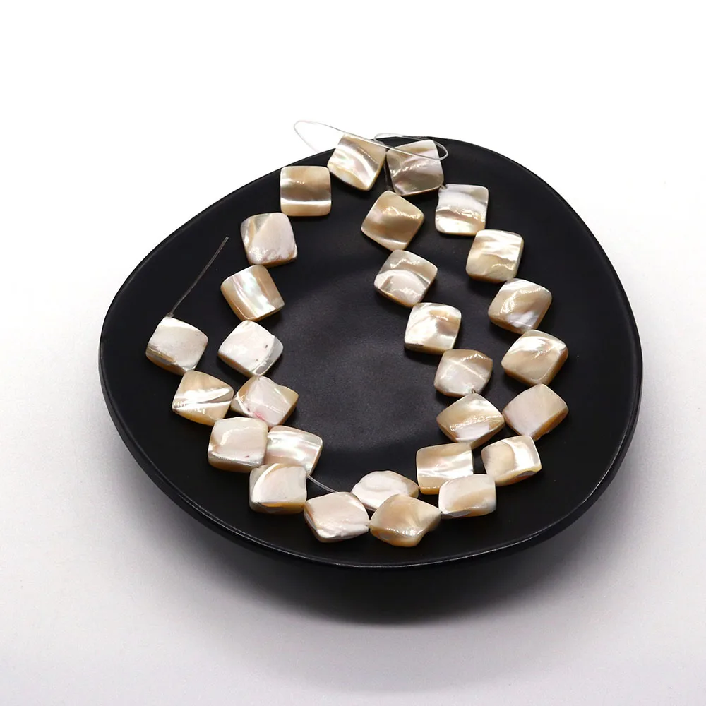 

Classic Natural Seawater Shell Beads 8mm/12mm Diagonal Perforated Square Loose Bead Handmade Necklace Bracelet Accessory 1strand