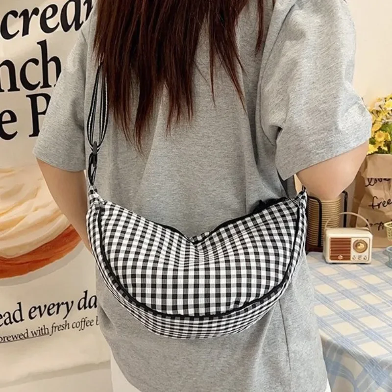 Simple Plaid Women's Hobos Shoulder Bags Casual New Female Nylon Crossbody Bag Out Door Travel Girls Underarm Purse Handbags