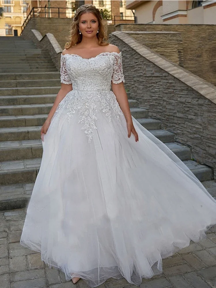 Plus Size Boho Wedding Dresses For Woman Short Sleeves Boat Neck Lace Up Back Applique Bridal Gowns Elegant Vestido De Novia