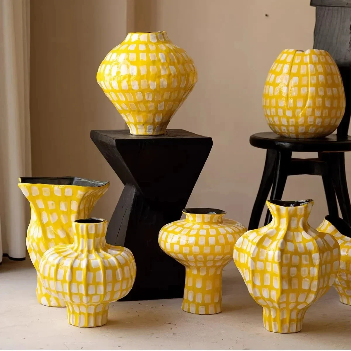 Creative Ceramic Vase Yellow Geometric Check Pattern Ceramic Handicrafts Flower Arrangement Accessories Flowerpot Home Decoratio