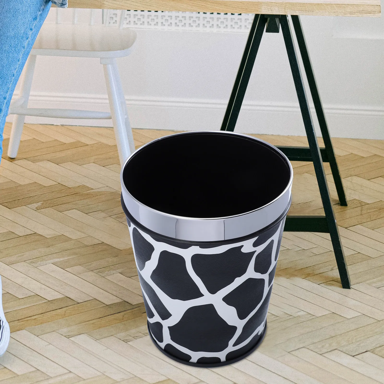 

Round Trash Can Retro Style Classic Waste Container for Bedroom Living Room Office Use Waste Container