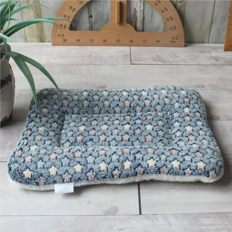 Flannel Pet Sleeping Mat Bed 6