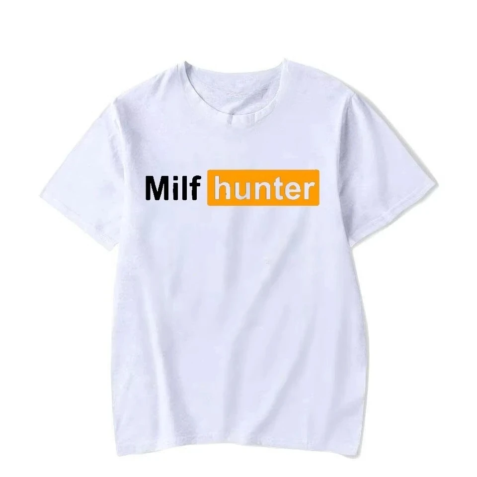 Funny MILF Hunter Meme Print T Shirt for Men Women Summer Humor Joke for Men Women Who Love Milfs T-shirt Casual Couple's Tops
