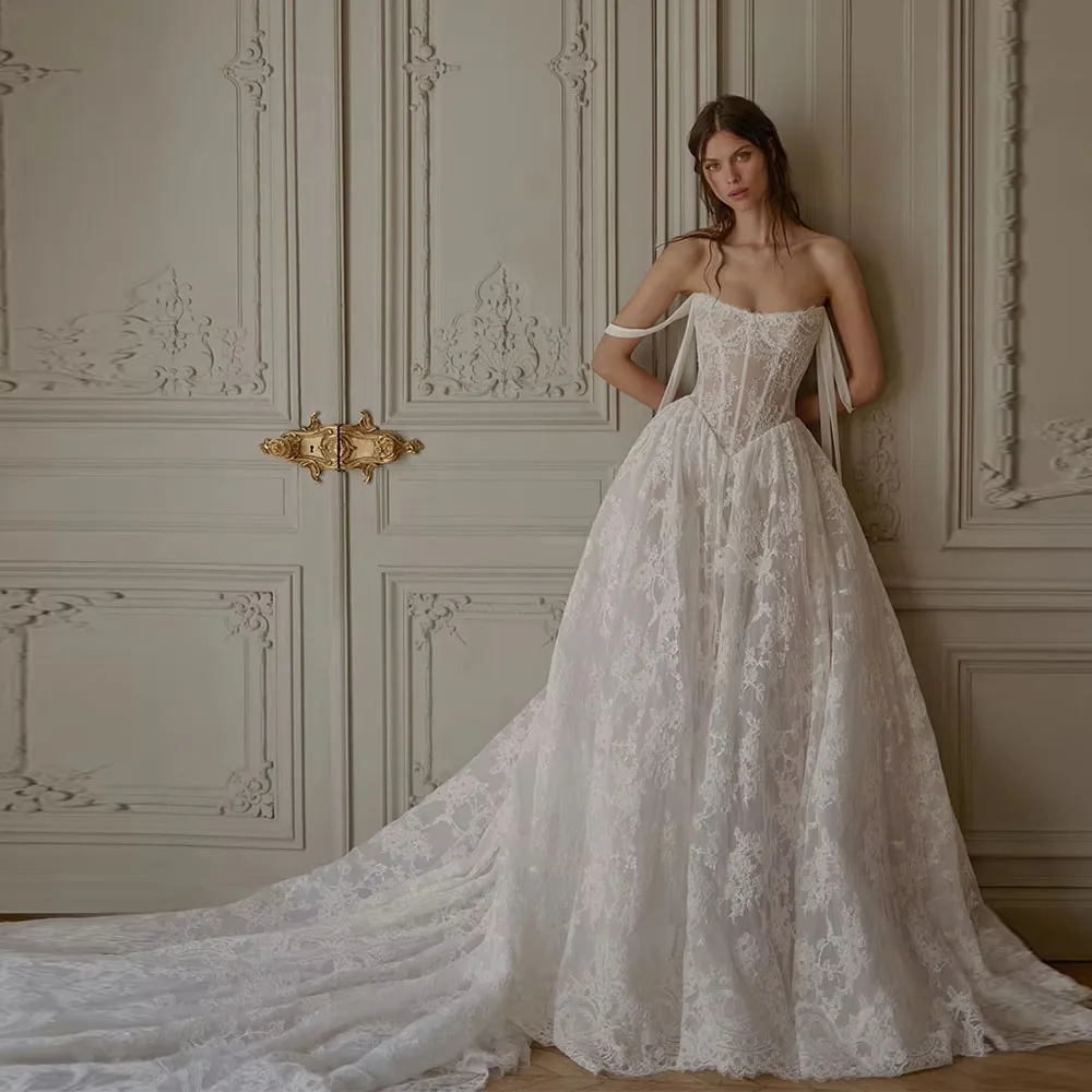 

Elegant Strapless Corset Lace Wedding Dress Floor Length Luxury Ball Gown with Train Off Shoulder Design Customized