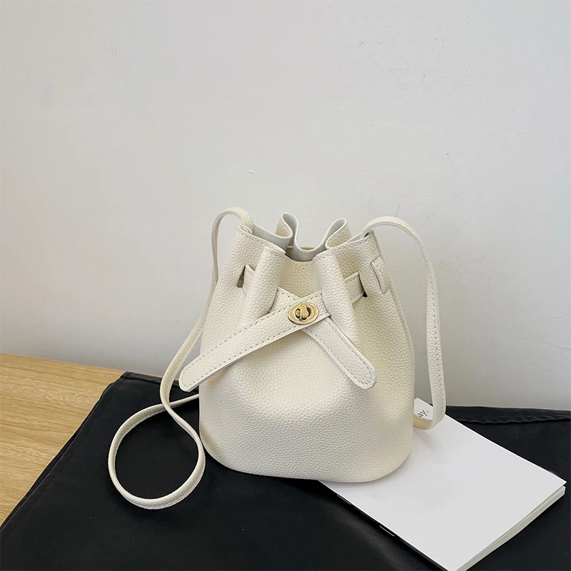 

Women Bucket Shoulder Bag Drawstring Crossbody Fashion Simplicity High-capacity Ladies Synthetic PU Leather Female Handbag