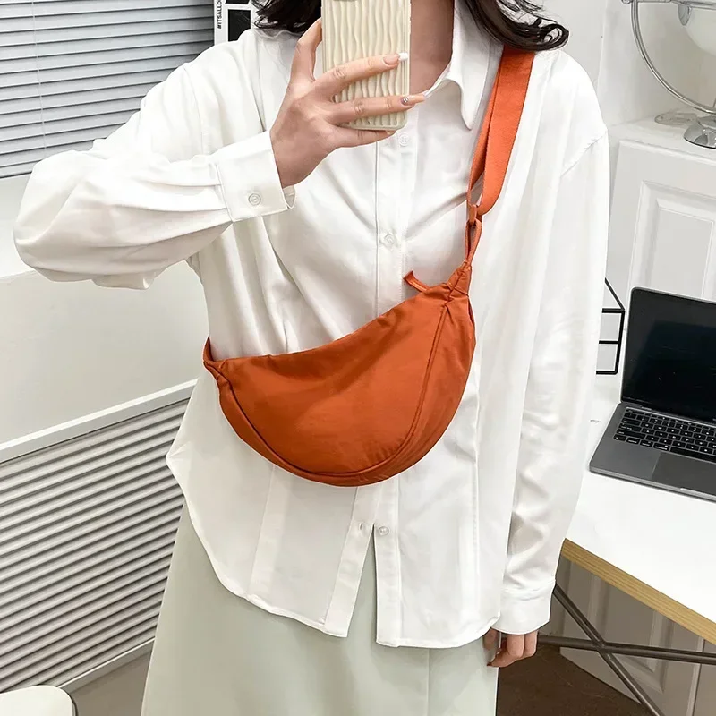 

Fashion Simple Solid Hobos Crossbody Chest Bags For Women Leisure Travel Shoulder Strap Adjustable Nylon Fabric Shoulder Bag