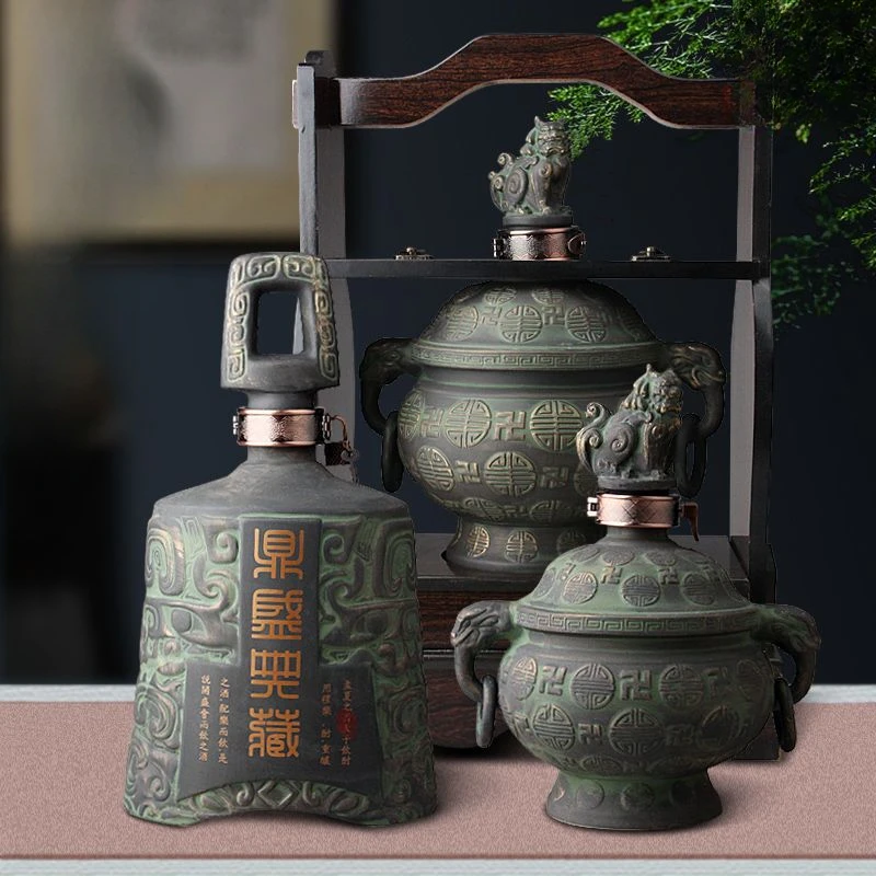 Jingdezhen Ceramic Wine Bottle Antique Sealed Wine Jar Household Wine Pot Home Decoration Accessories