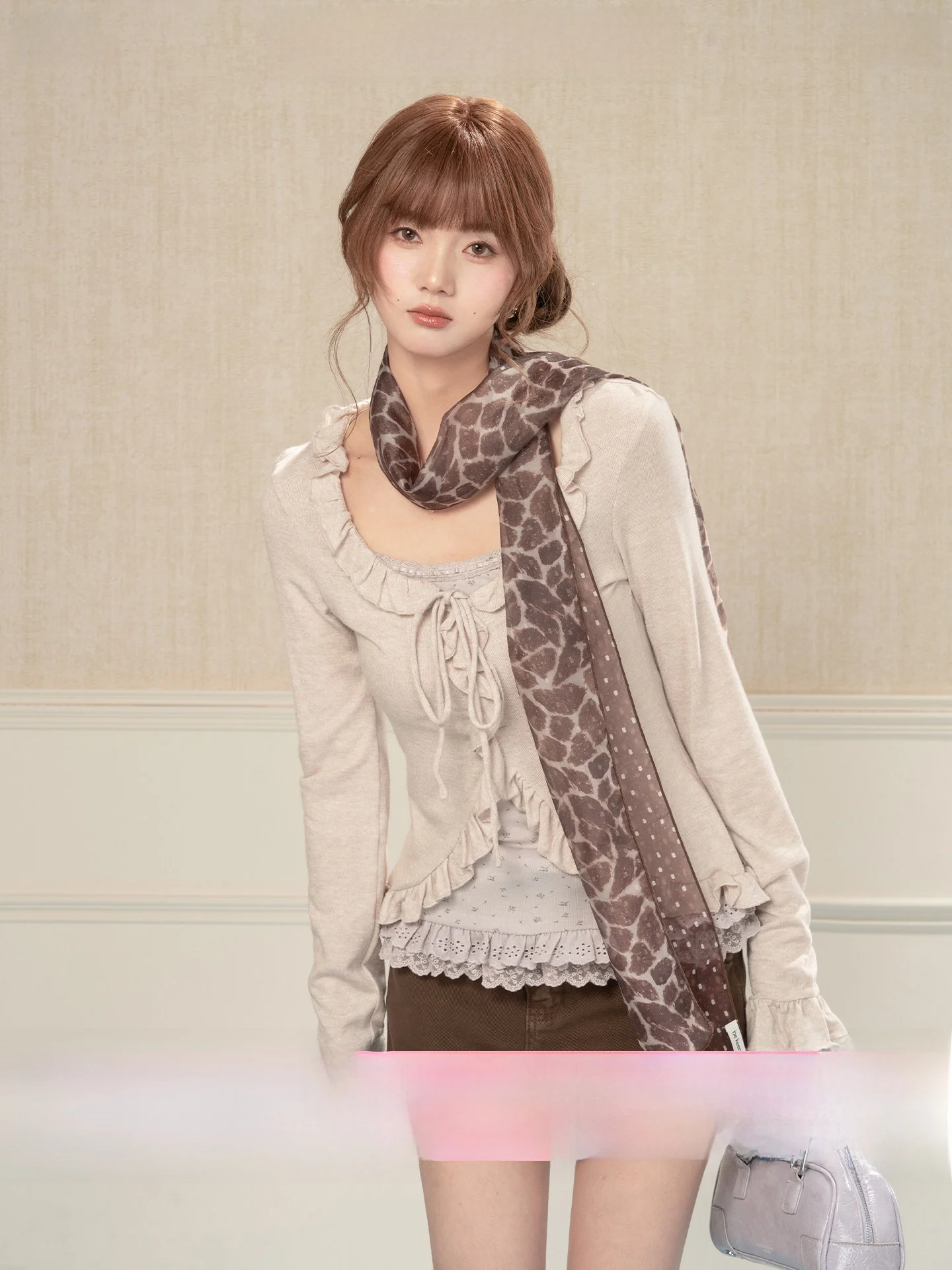 

Heynew Long Sve T-irt Knot Belted Women's Set Floral Trim Spring Anti-Aging Top Sweet Sle Knitted Sweater