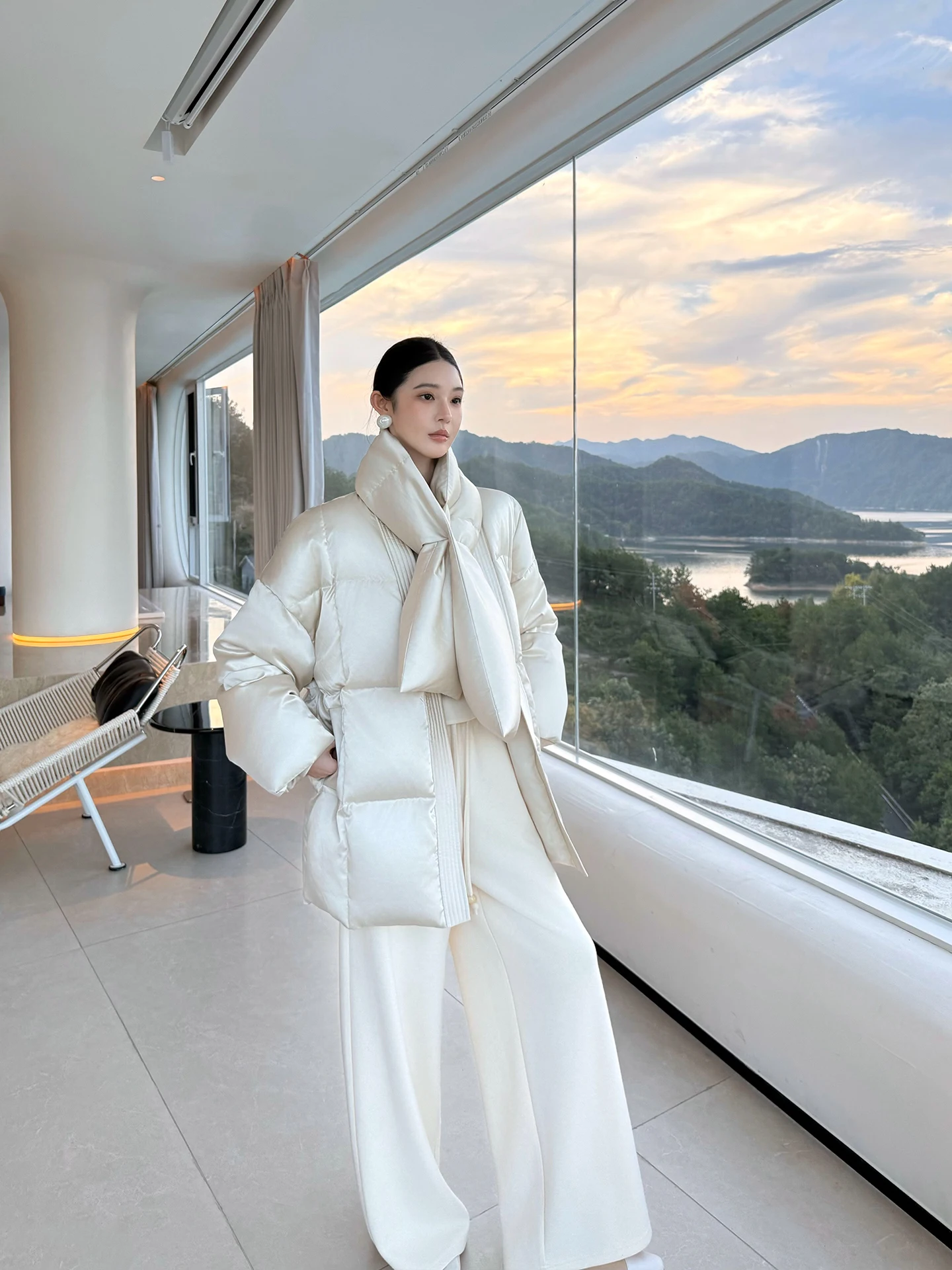 

Winter Design Duck down Jacket Coat V-Neck Loose Straight Body with Scarf Korean Style Long Sleeve Cotton Outerwear