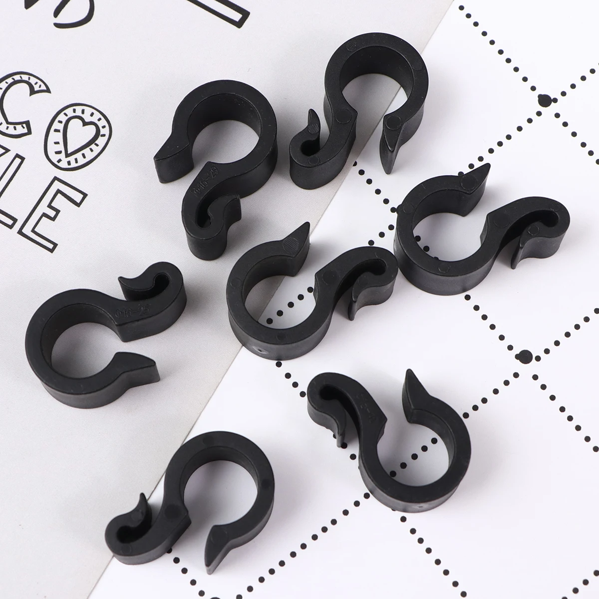 

50Pcs Water Buckle Pe Hook Connection Fastening Clips Black Garden Hose Buckles Irrigation System Drip Tube Holder Accessories