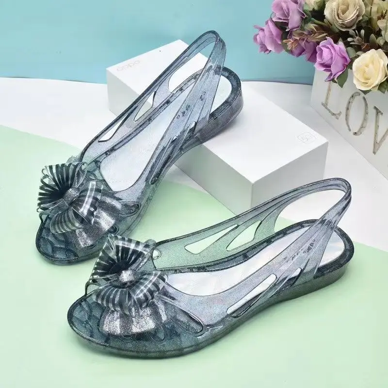 2024 New Summer Women\'s Slip-On Crystal Jelly Fish Mouth Sandals Soft Sole Non Slip Transparent Flat Sole Sandals Beach Sandals