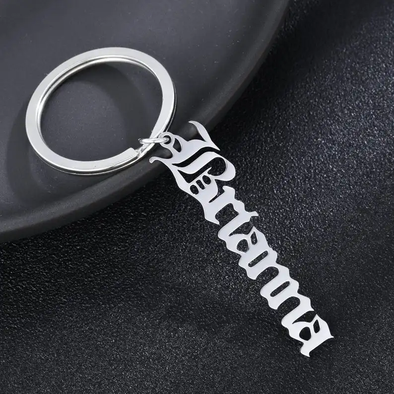 Customized Name Pendant Keychain Fashionable Unique Stainless Steel Keychain Female and Male Couple Name Keychain Friend Gift