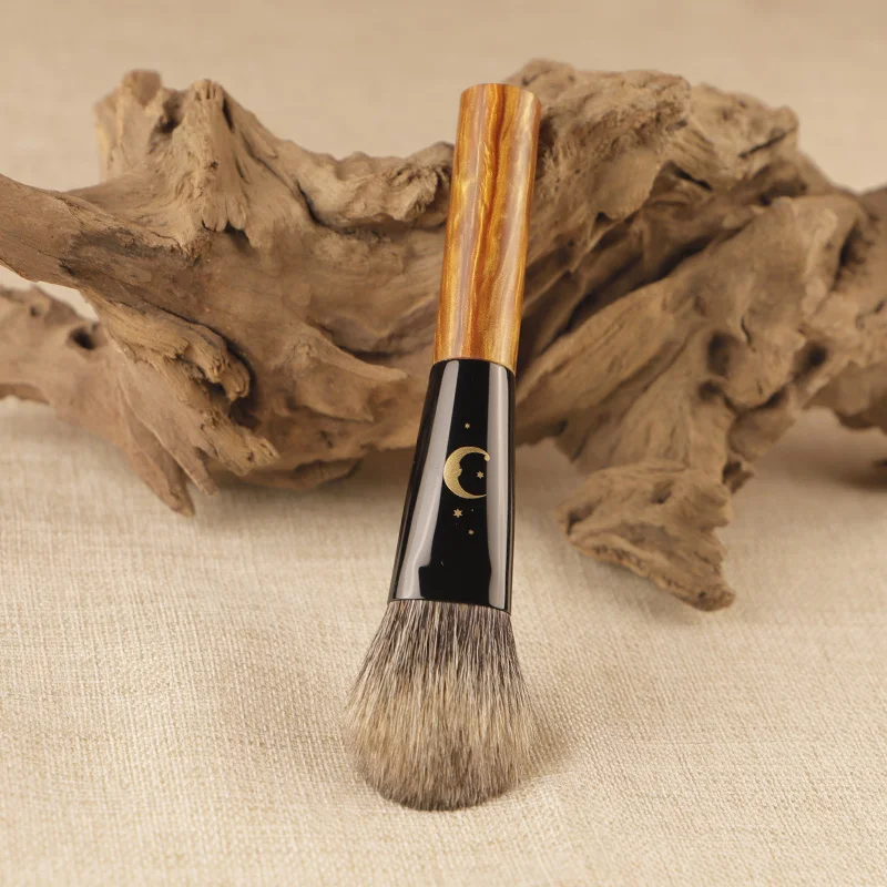 Star Moon Series Peach Heart Powder Brush Squirrel Hair Wool Animal Hair Resin Star Moon Fashion Design Makeup Brush