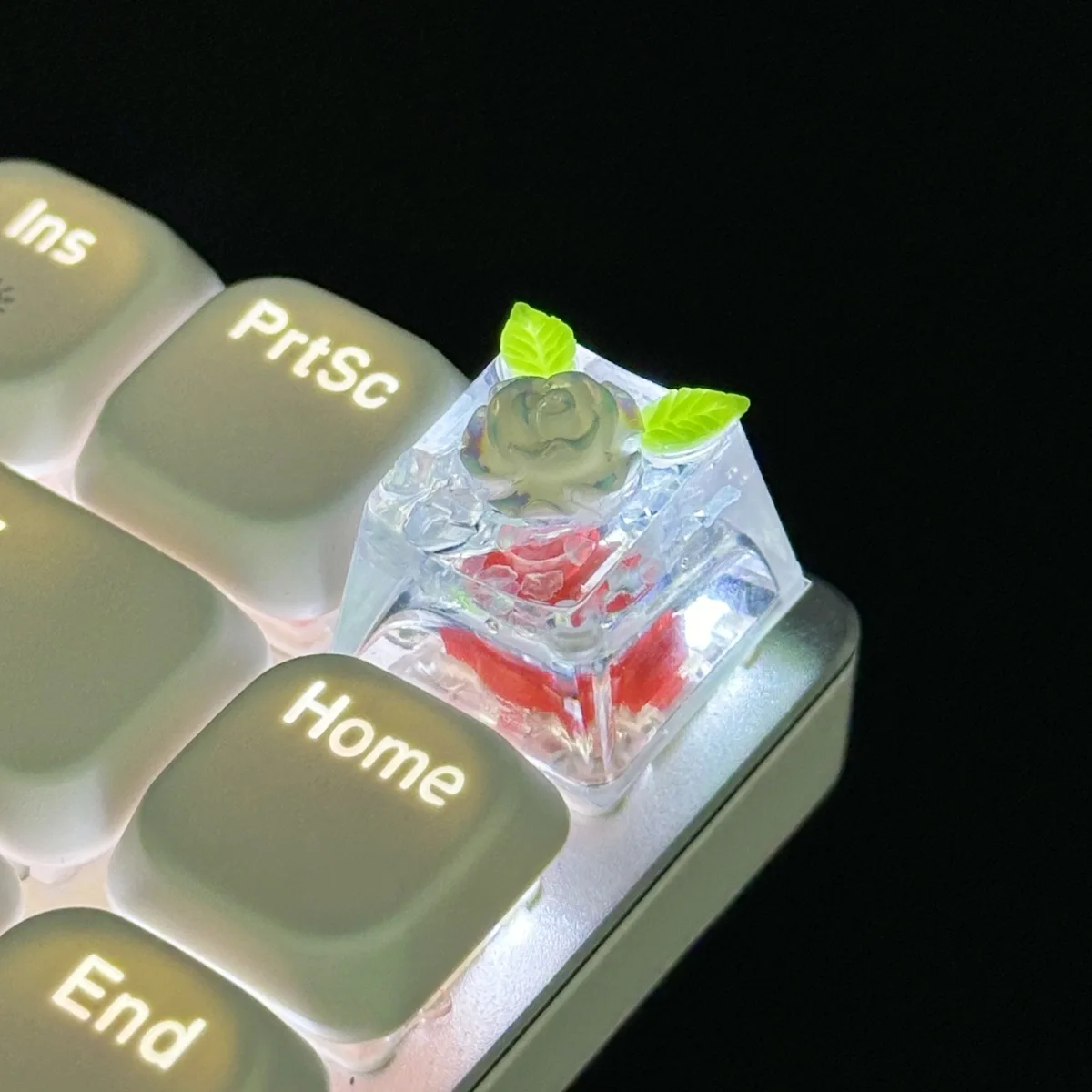 1pcs original resin personality three-dimensional transparent camellia spline cap cross shaft mechanical keyboard transparent