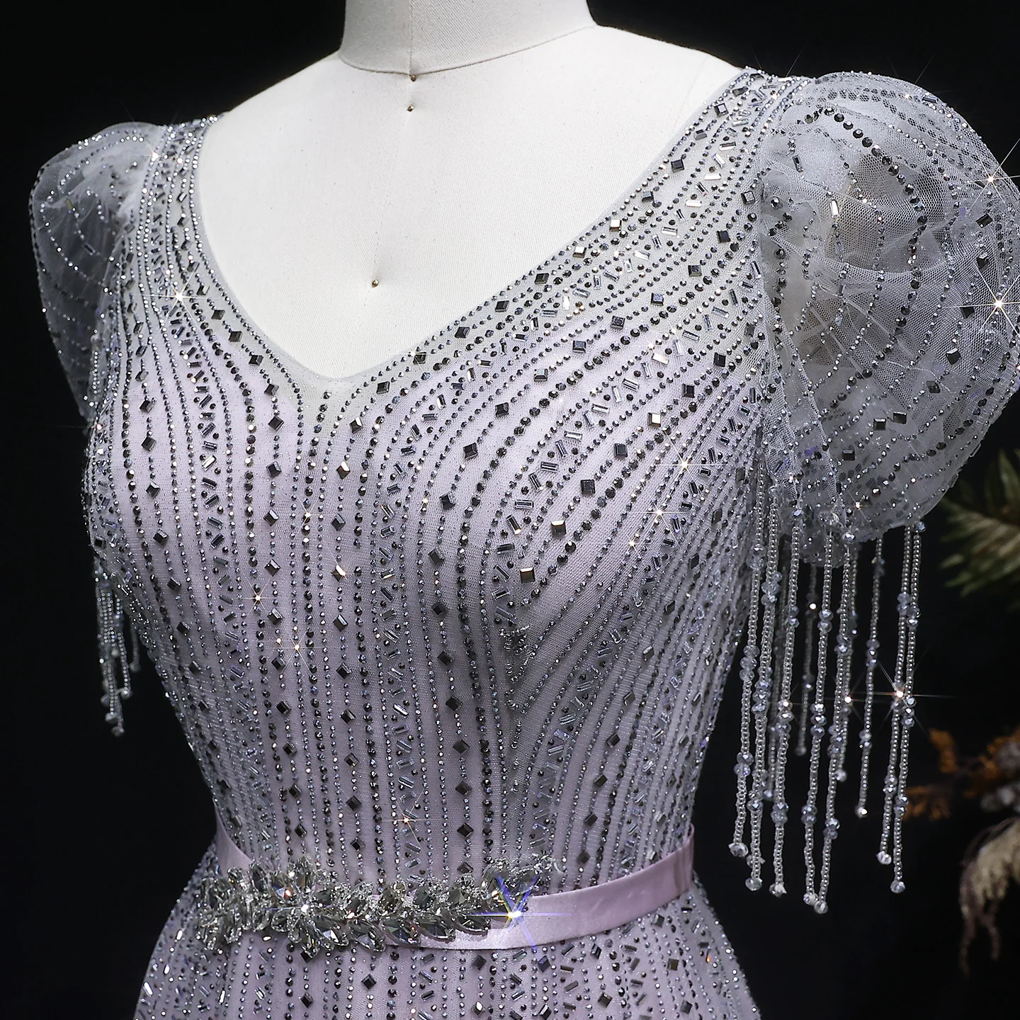 Sharon Said Dubai Quasten-Kristall-Abendkleid mit schwerer Perlenstickerei, lavendelfarben, mit kurzen Ärmeln, A-Linie, formelle Partykleider für Damen, SS199, maßgeschneidert – Detail 10
