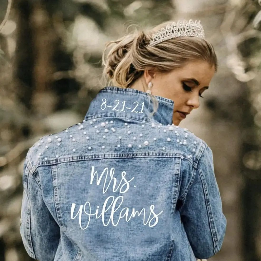 Bridesmaid Gift, Bride Pearl Jean Jacket, Bridal Party Shower Favor, Wedding Party Favors, Engagement Party Gift, Custom Mrs Bri