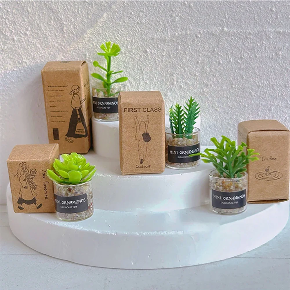 1 Uds 1/12 casa de muñecas plantas verdes en miniatura con caja Mini planta en maceta modelo de juguete para casa de muñecas accesorios de decoración OB11 bjd