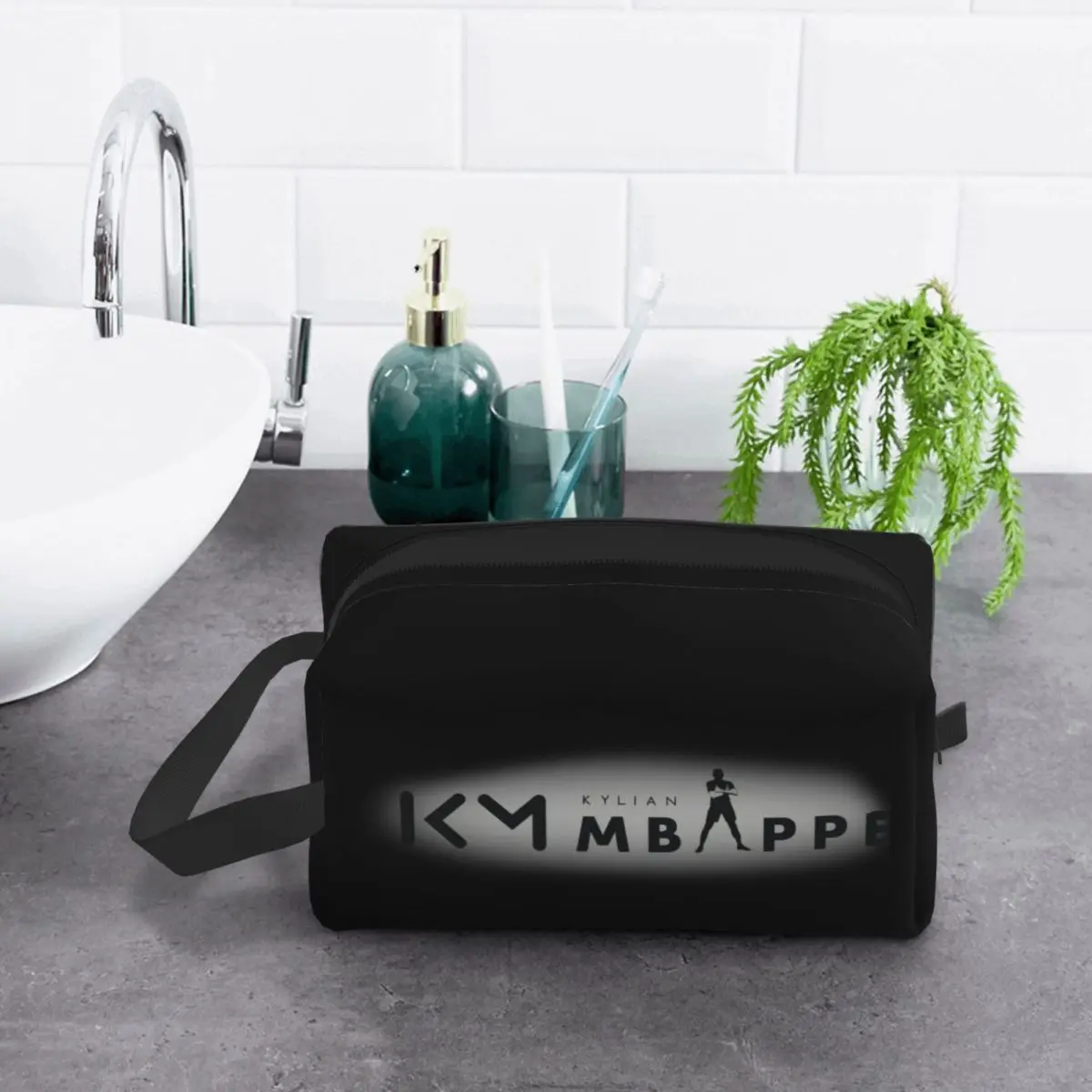 Mbappes Logo KM personalizado, bolsa de aseo de viaje, fútbol, estrella, cultura física, cosméticos, maquillaje, Kit de almacenamiento de belleza