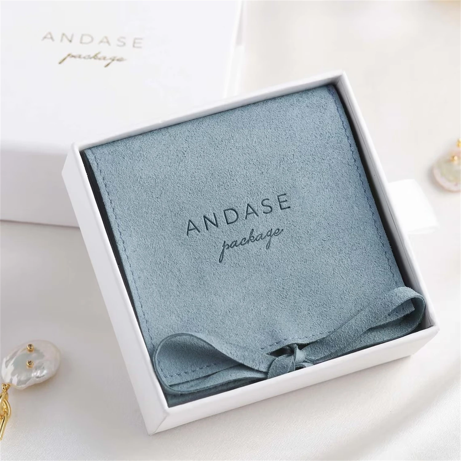 

50 custom jewelry packaging pouch custom logo envelope bags with flap microfiber ring pouch embossing logo multicolor